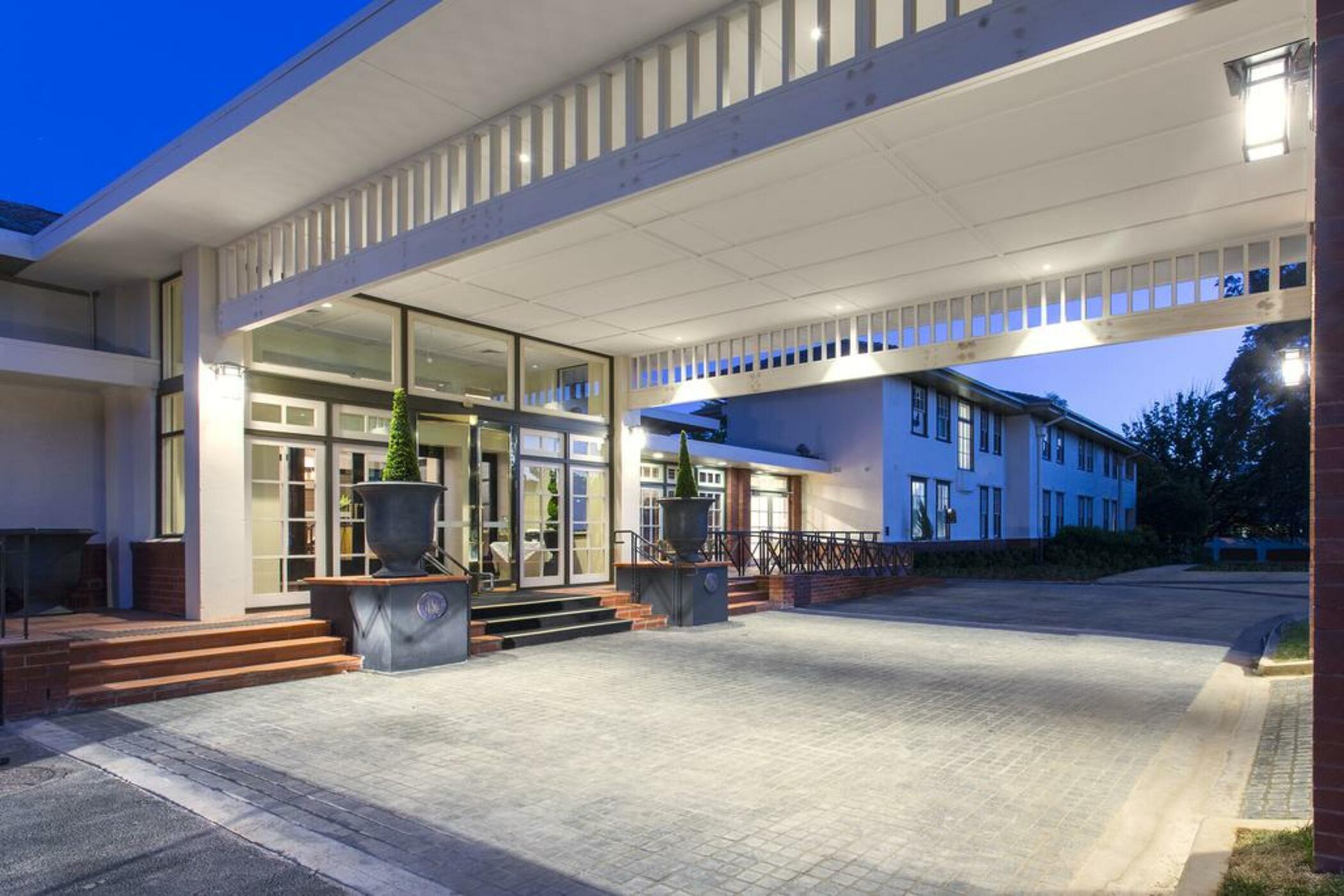 Hotel Kurrajong Canberra Bagian luar foto